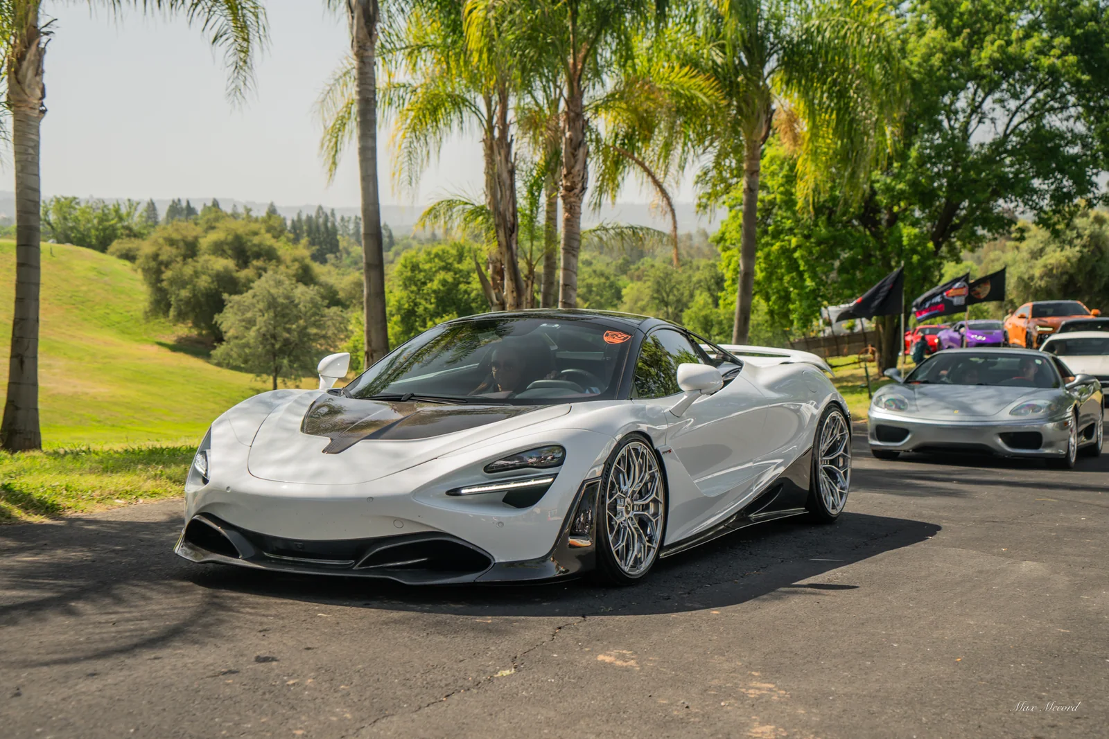 White 765LT, Super Sunday 2024