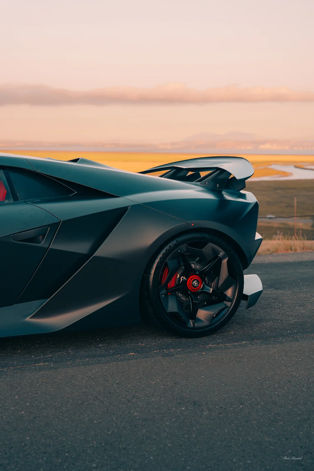 Carbon Haunch, Lamborghini Sesto Elemento
