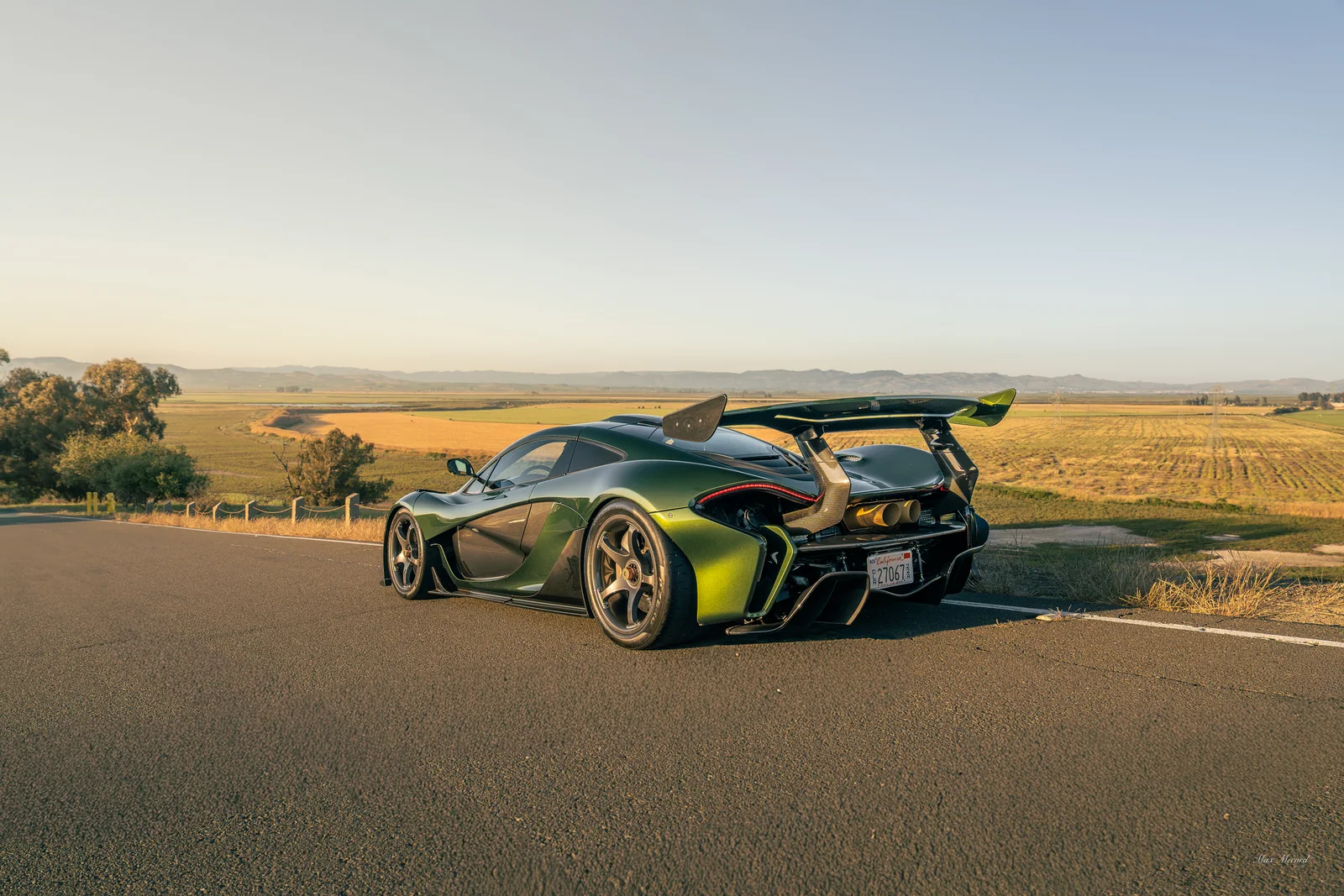 Long Shadows, McLaren P1 HDK
