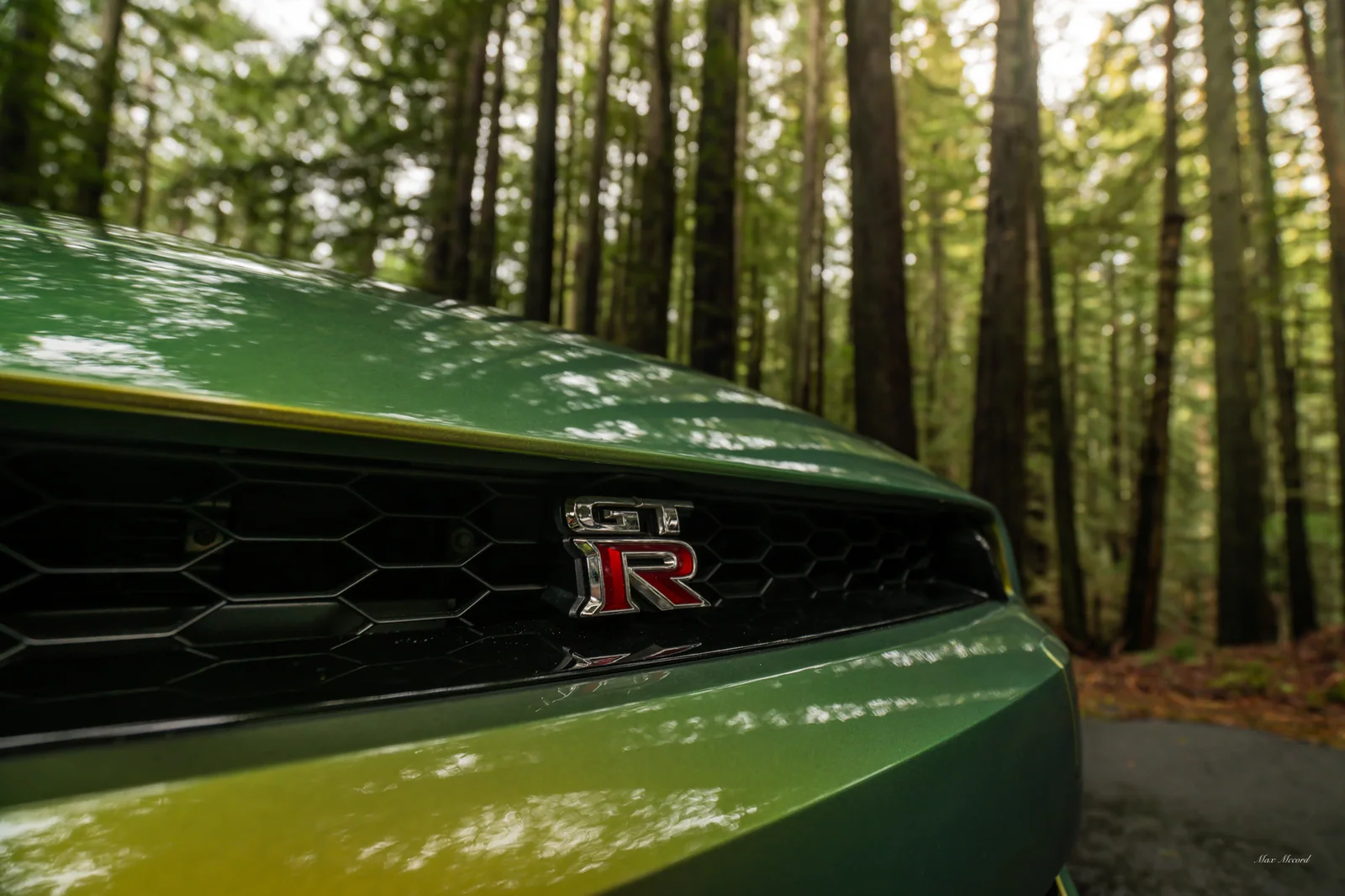 Badge in the Shade, Nissan GT-R T-Spec