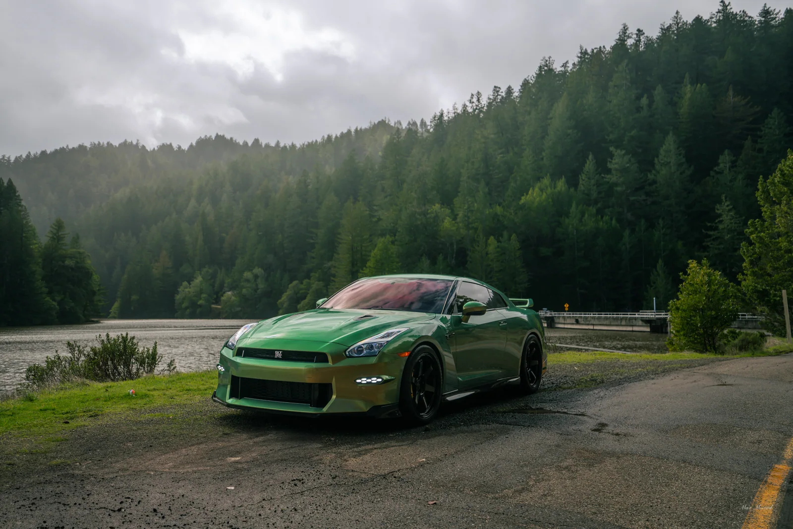 Ridge and Rain, Nissan GT-R T-Spec