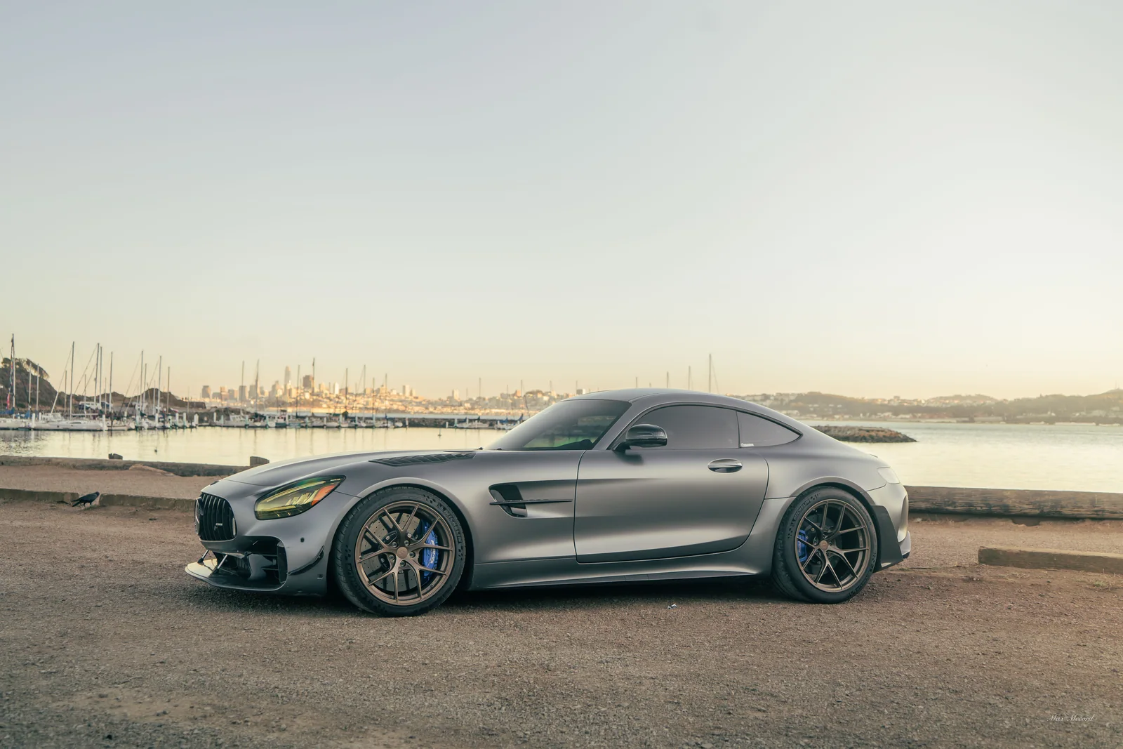 AMG Profile, Ferrari 488 Pista and Mercedes-AMG
