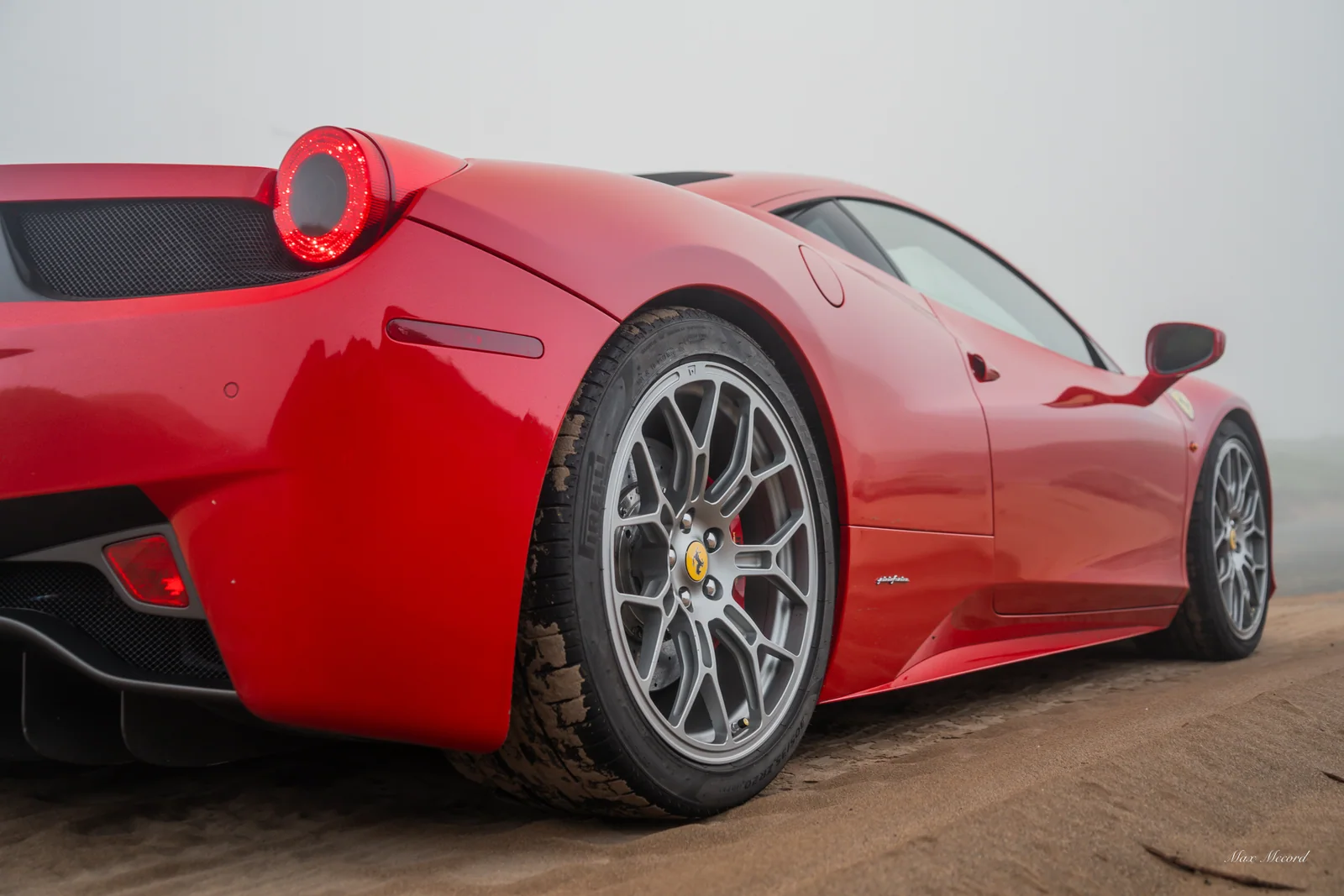 Fender Study, Ferrari 458