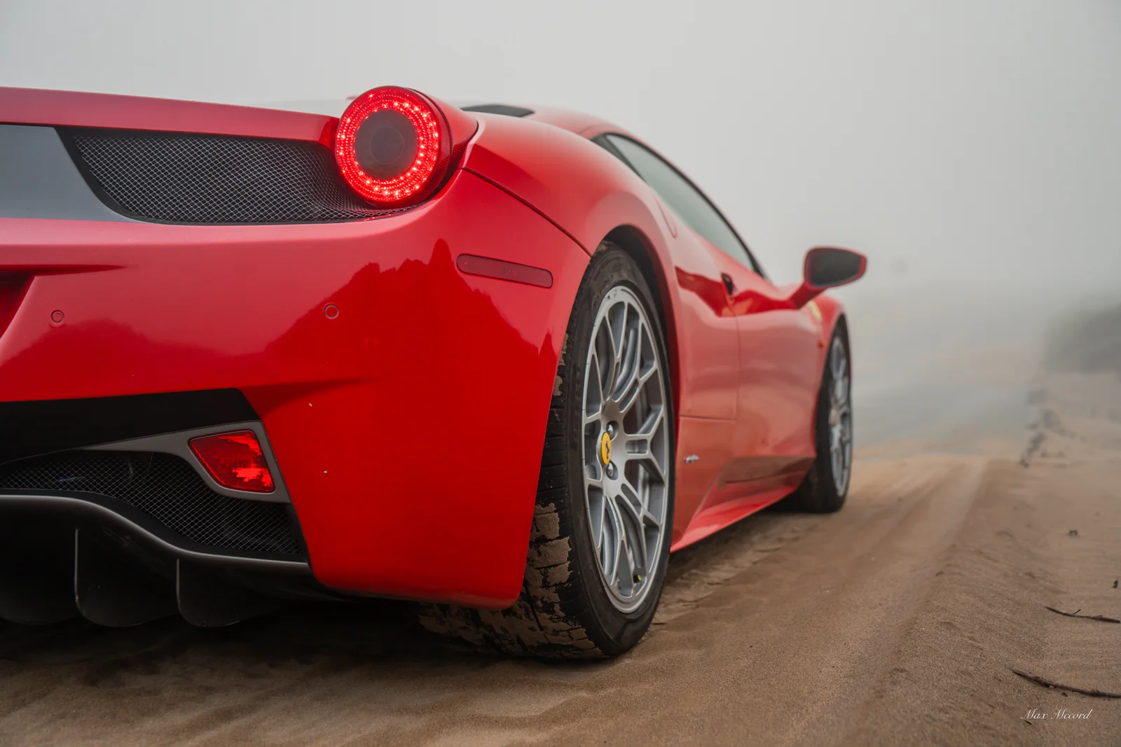 Haunch in the Mist, Ferrari 458