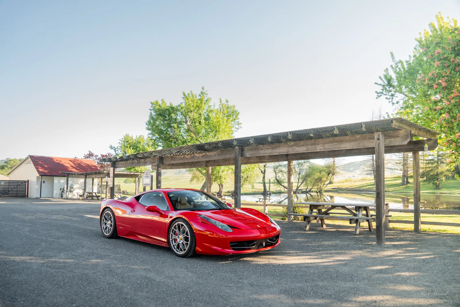 Under the Pavilion, Ferrari 458