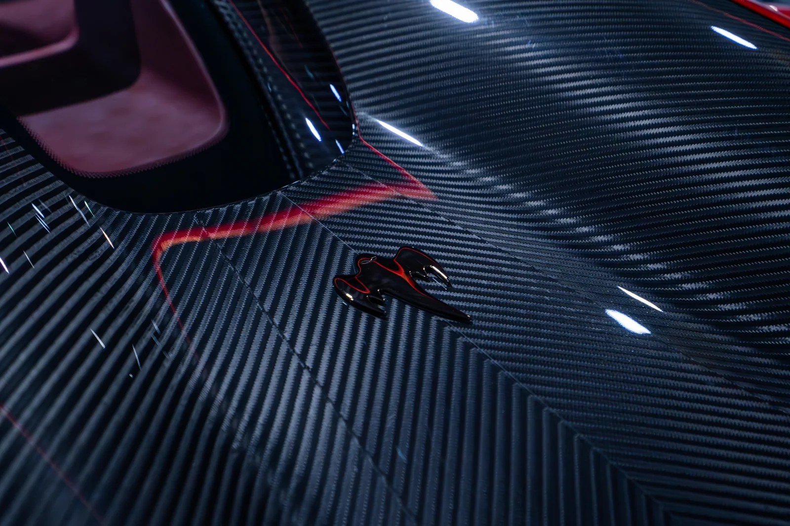 Ghost Emblem, Koenigsegg Regera