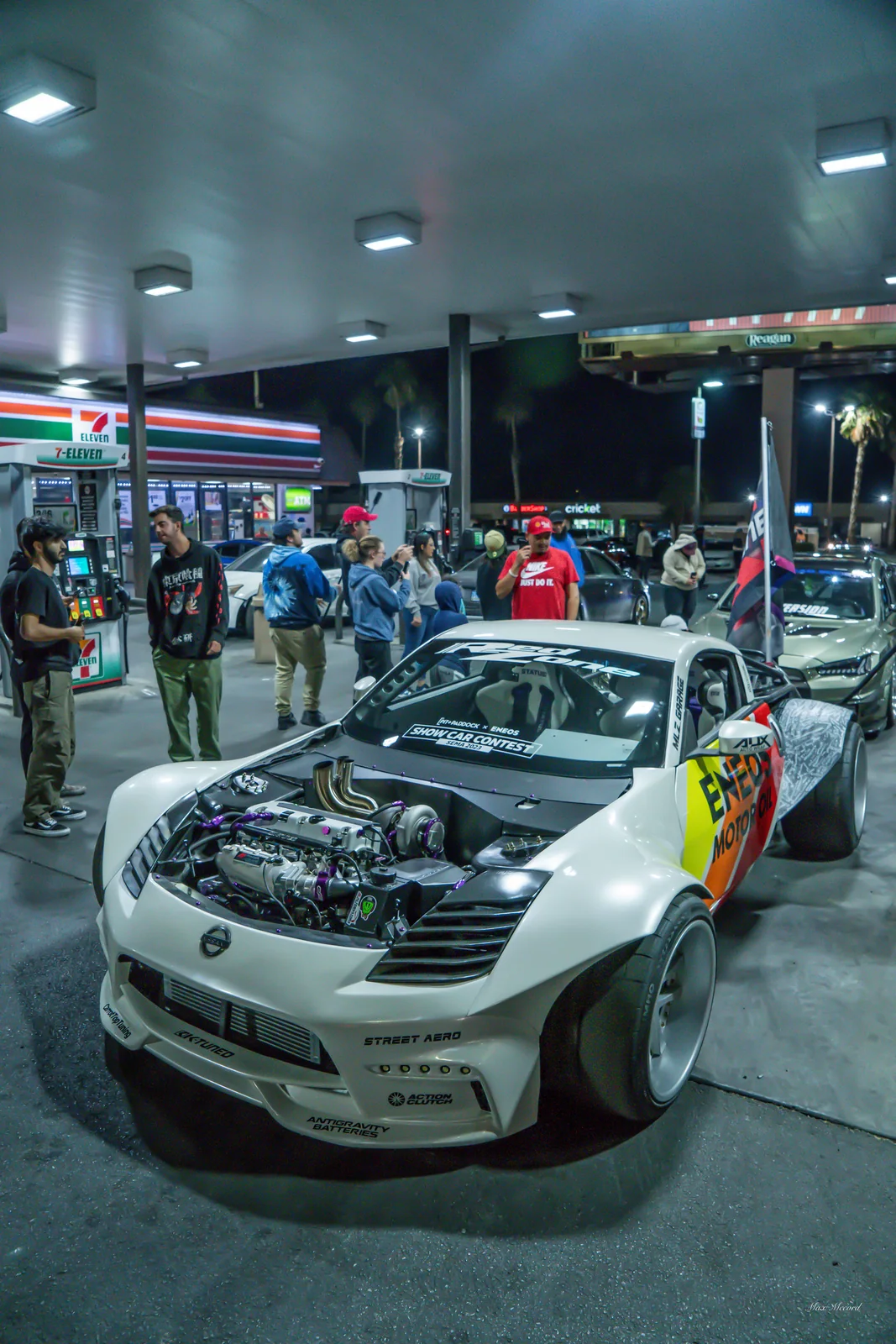 Night Fuel Stop, MLZ
