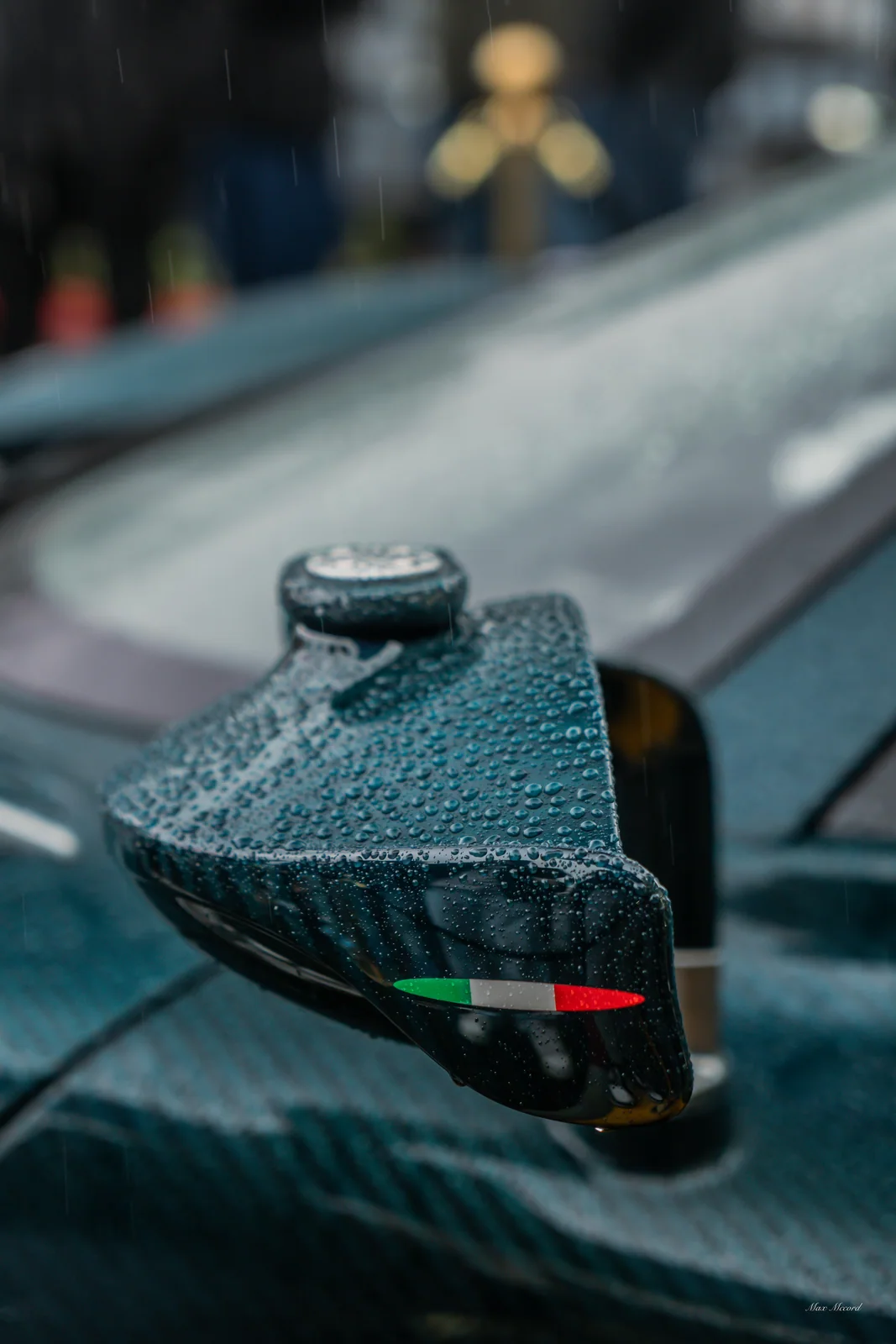 Tricolore Mirror, Pagani Utopia unveiling