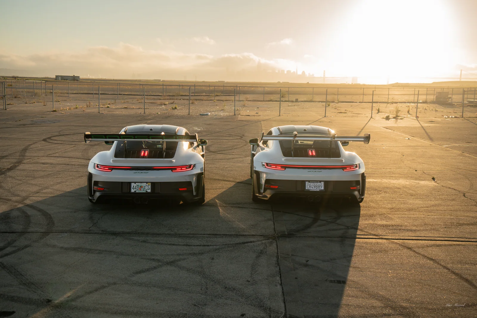 Into the Glare, Porsche 911 GT3 RS pair