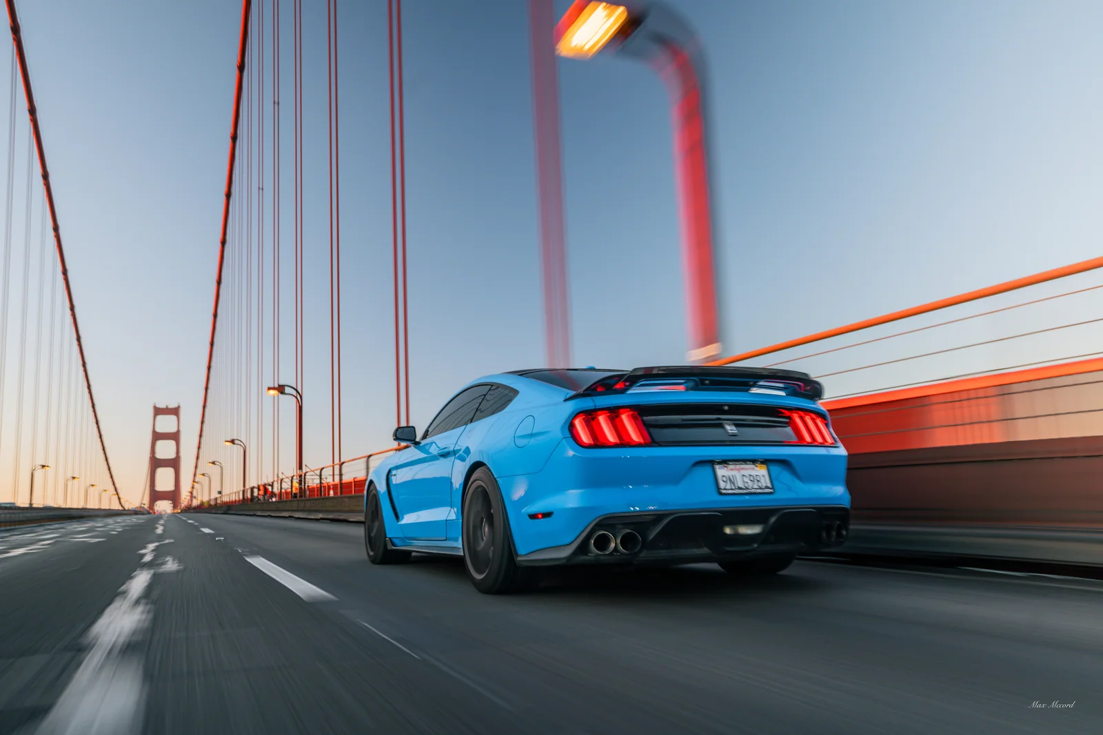 Bridge Blur, Shelby GT350