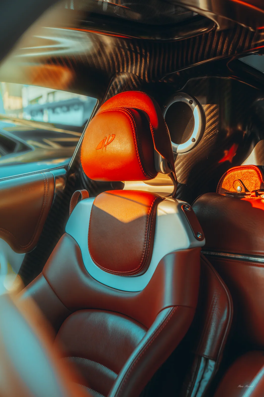 Leather and Light, Pagani Utopia