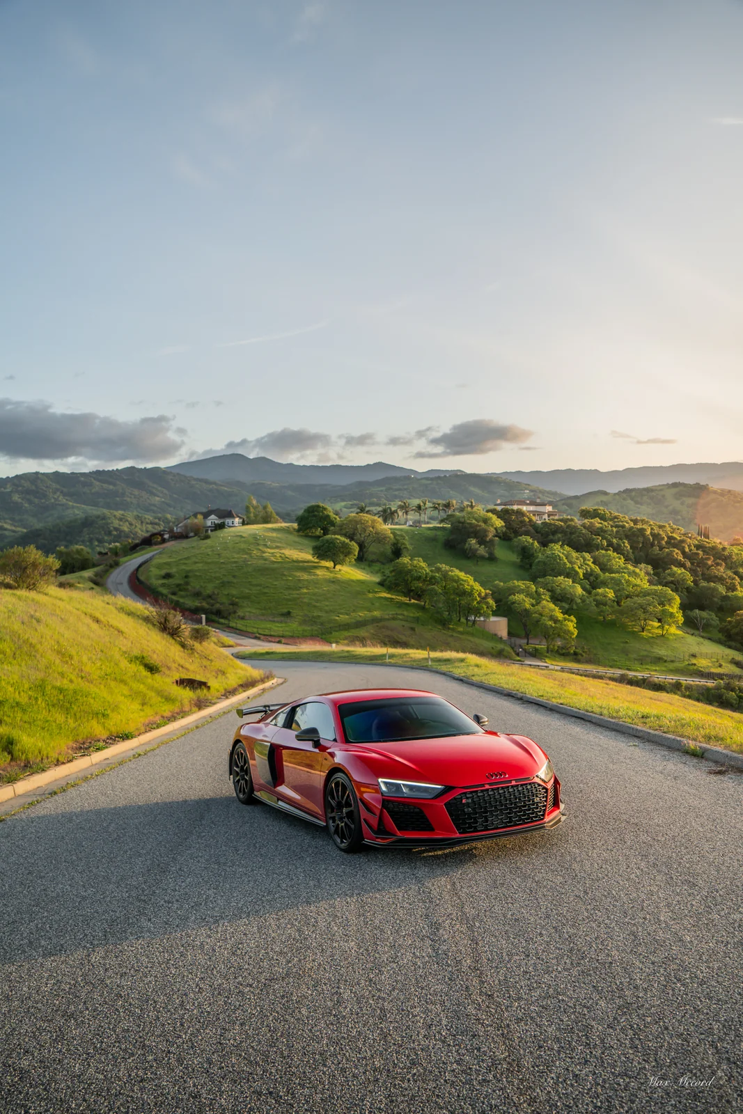 Valley Road, Audi R8 GT