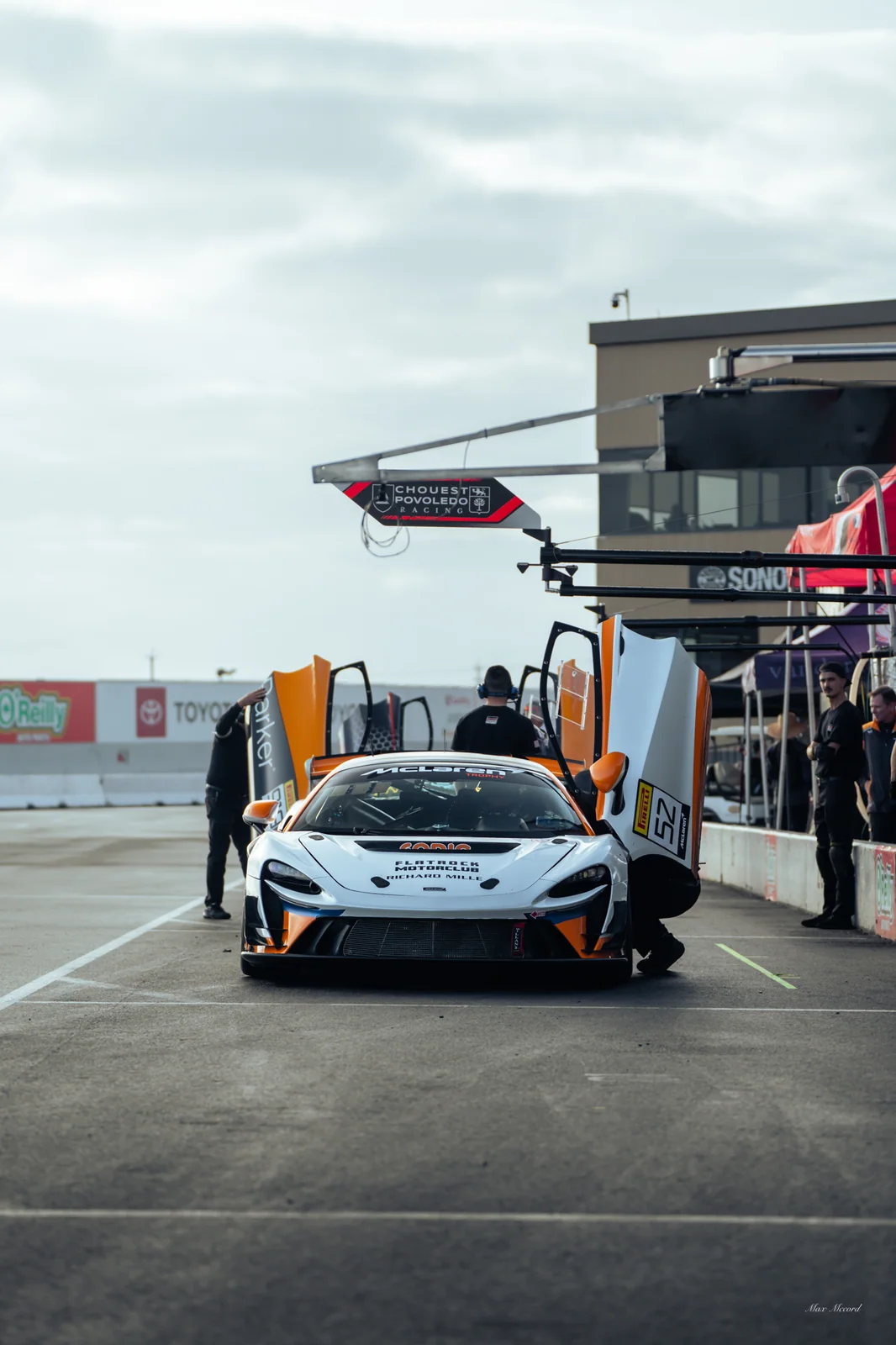 Doors Up in Pit Lane, McLaren Trophy Series