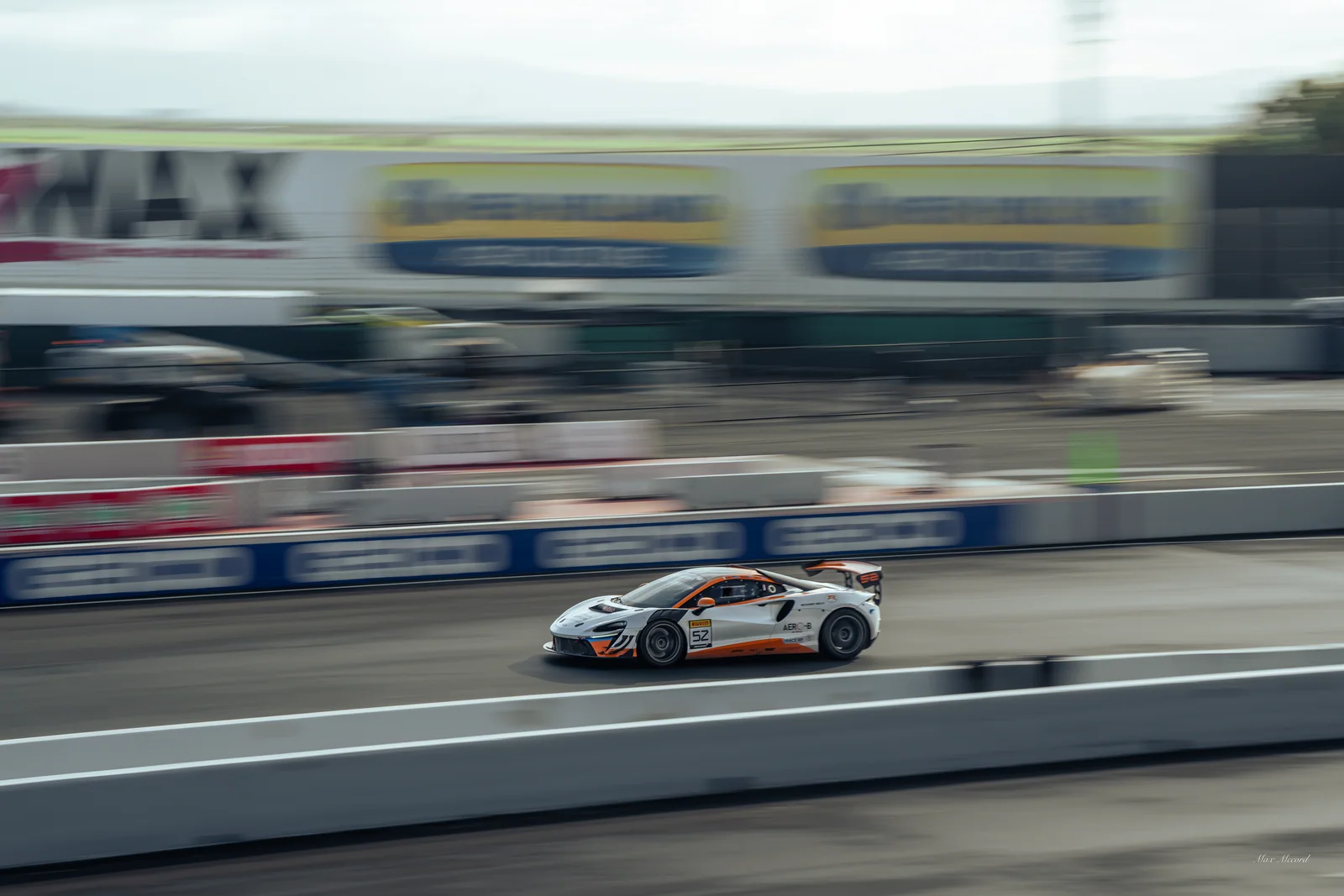 Front Straight, McLaren Trophy Series