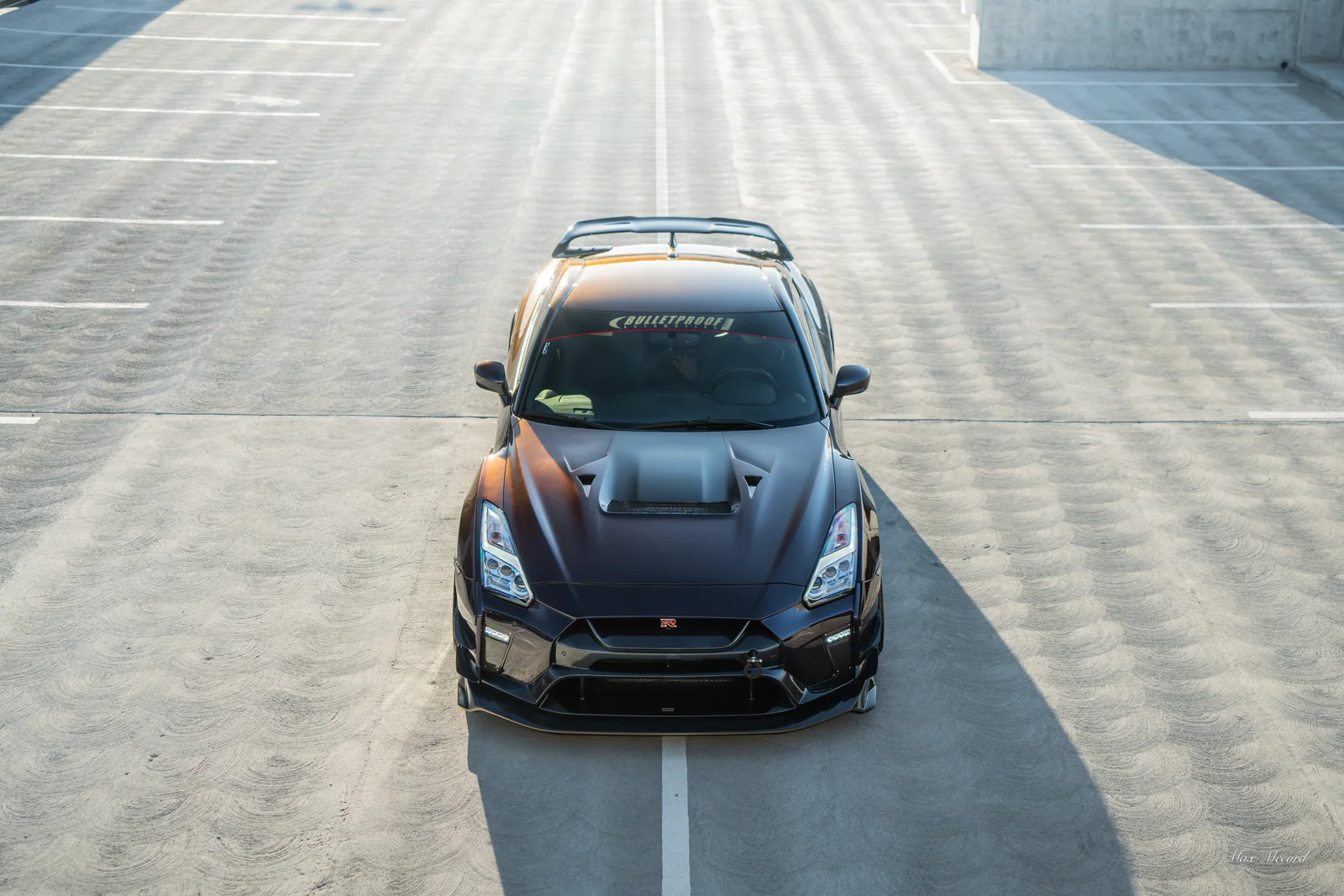 Head-On Rooftop, Varis Nissan GT-R